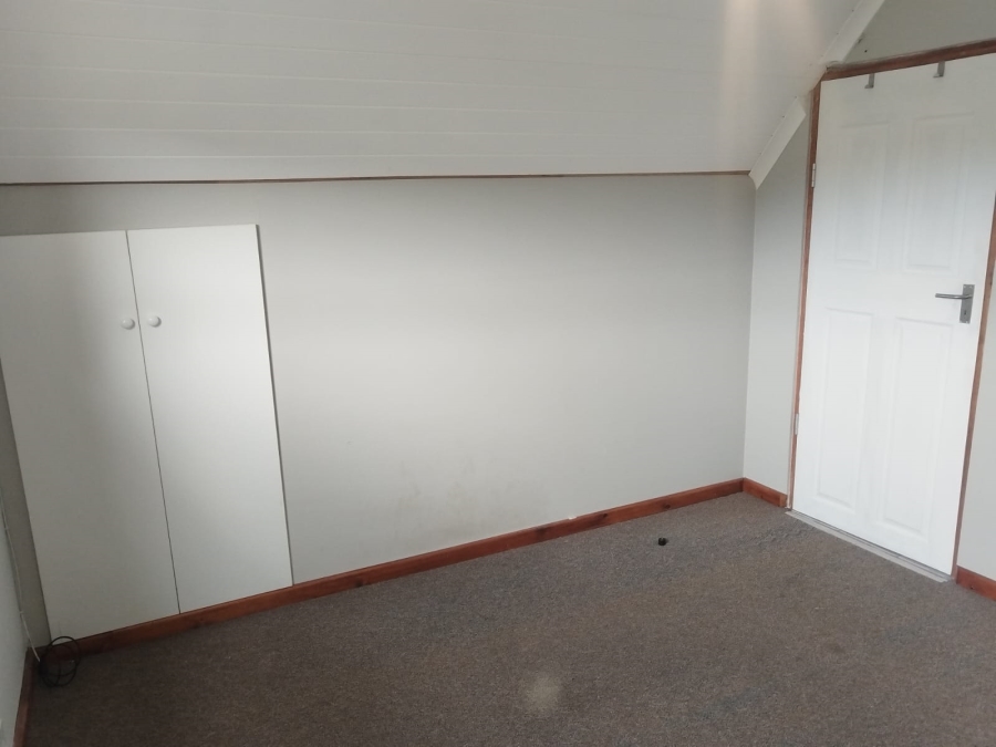 To Let 4 Bedroom Property for Rent in Welcome Glen Western Cape